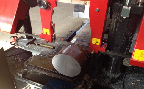 西流河镇卧式带锯床加工时出现明显振荡如何排查？